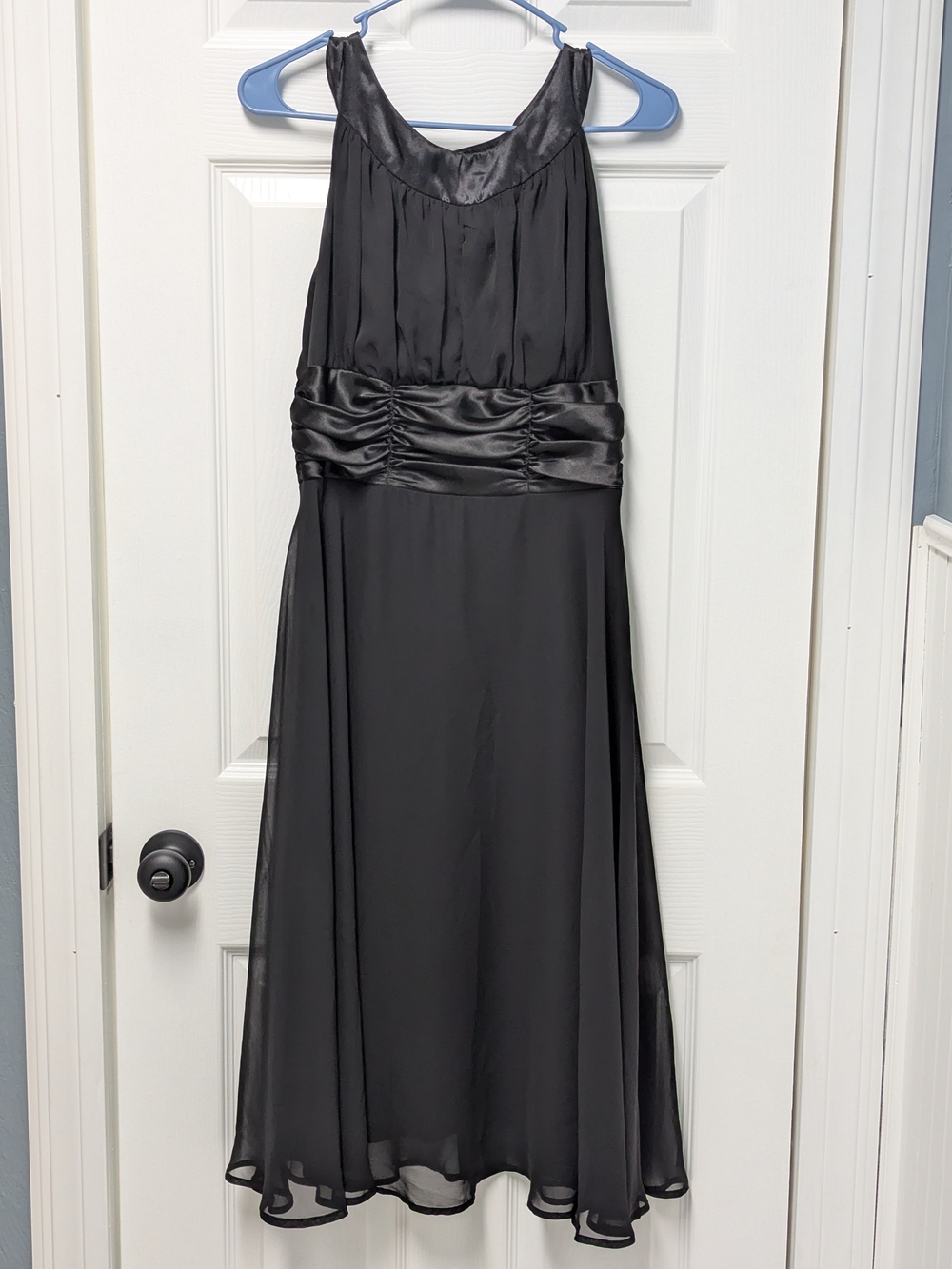 connected apparel Black Midi Evening Dress with Ruched Waist